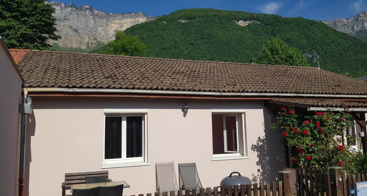 Gite Fabuleux, Jardin, Terrasse, Parking Saint-Vincent-de-Mercuze Kültér fotó