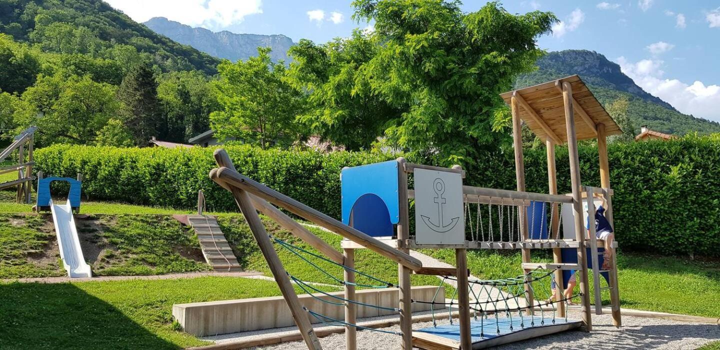 Gite Fabuleux, Jardin, Terrasse, Parking Saint-Vincent-de-Mercuze Kültér fotó